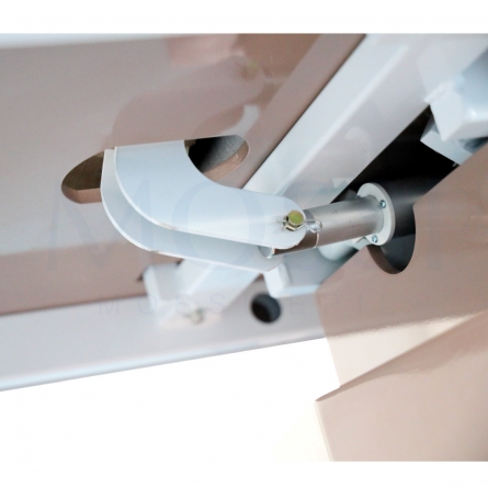 detalhe dos hidráulicos da marquesa